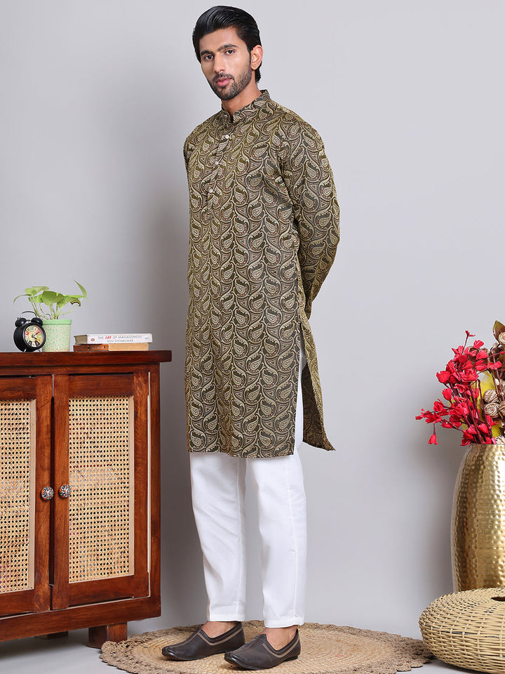 Men Black Silk Blend Straight Kurta Pyjama Set