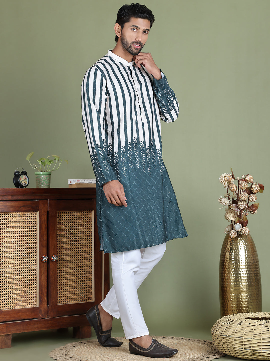 Striped Kurta Pyjama Set For Men