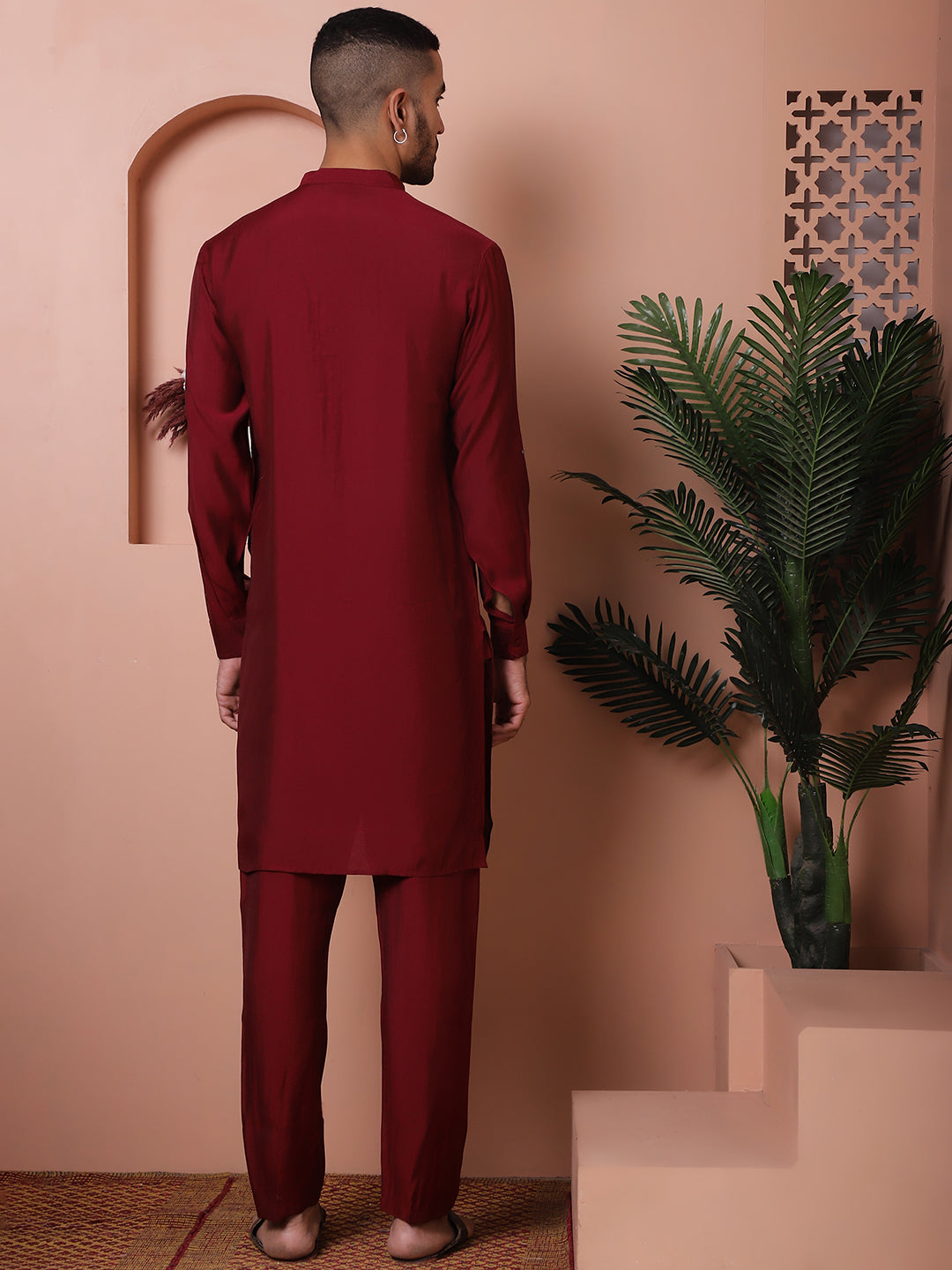 Solid Silk Blend Kurta With Churidar