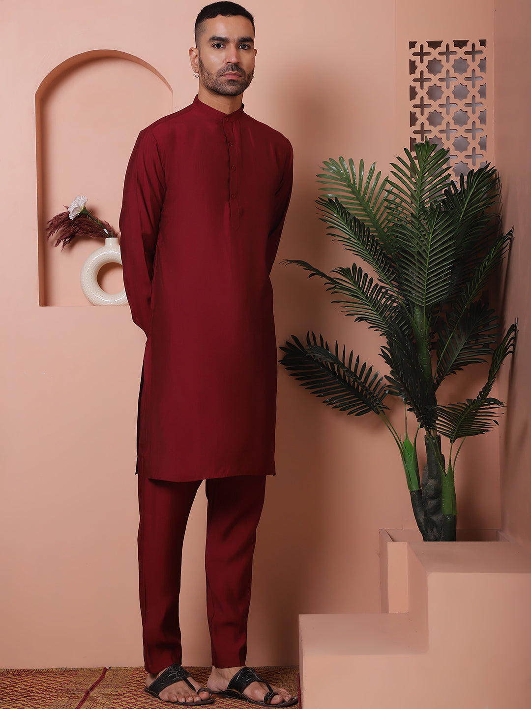 Solid Silk Blend Kurta With Churidar