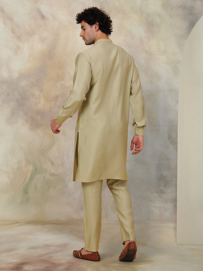 Solid Silk Blend Kurta With Churidar