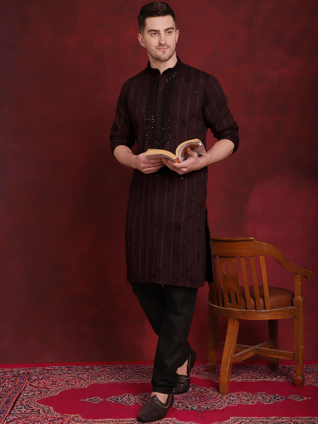 Sequins Embroidered Kurta Pyjama Set For Men