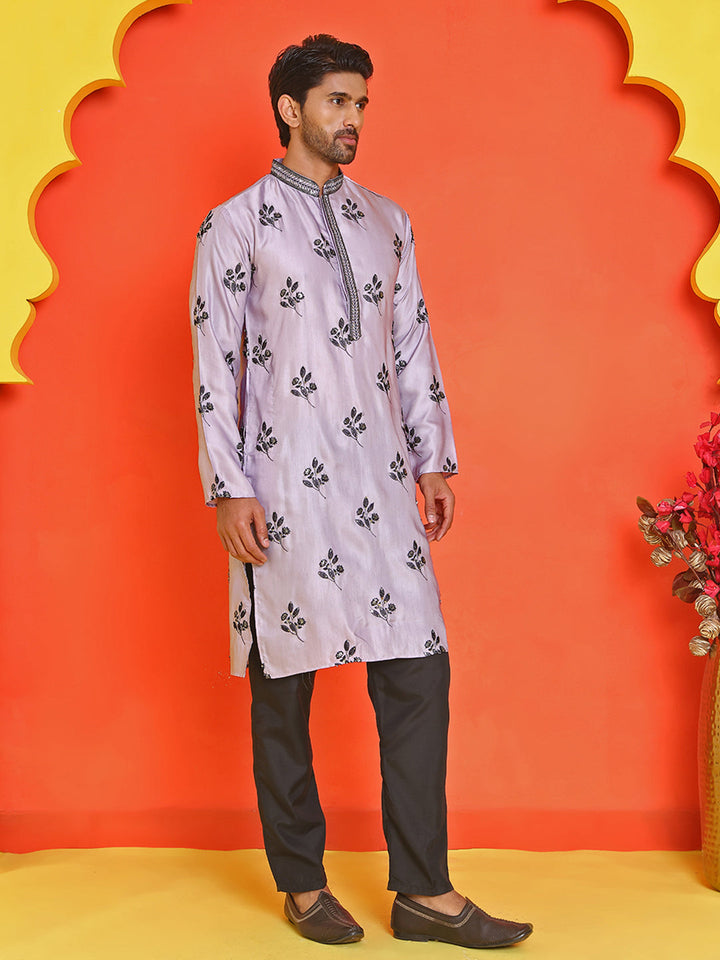 Chikankari Embroidered Kurta Pyjama For Men