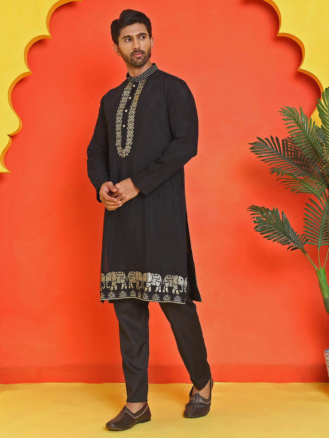 Embroidered Chikankari Kurta Pyjama For Men
