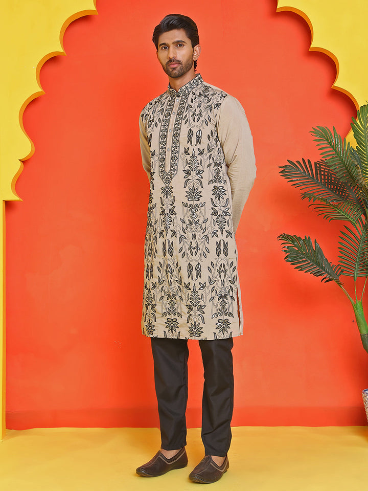 Embroidered &amp; Sequins Kurta Set For Men