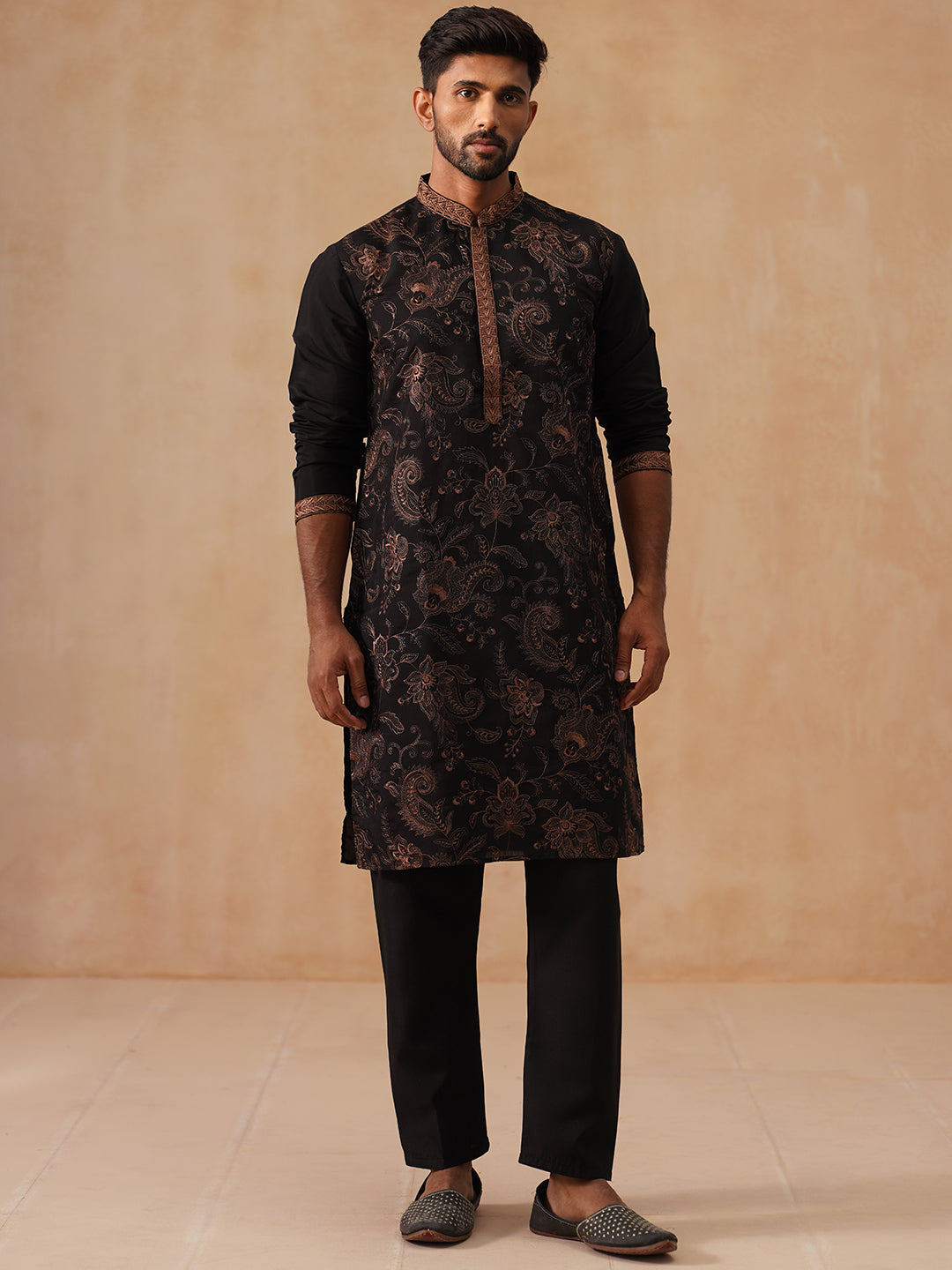 Traditional Embroidered Kurta For Men