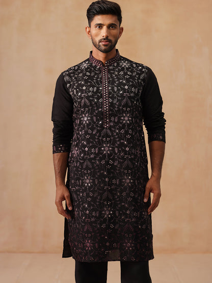 Men’S Silk Blend Embroidered Kurta Pyjama Set