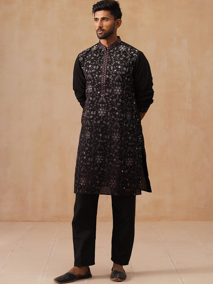 Men’S Silk Blend Embroidered Kurta Pyjama Set