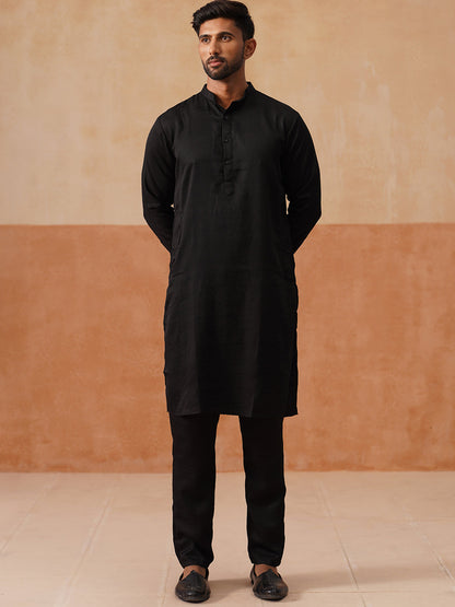 Men'S Festive Kurta Pyjama With Embroidered Dupatta
