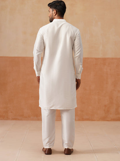 Men'S Festive Kurta Pyjama With Embroidered Dupatta