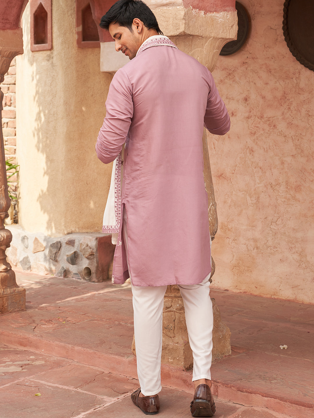 Embroidered Silk Blend Kurta Pyjama And Dupatta Set For Men