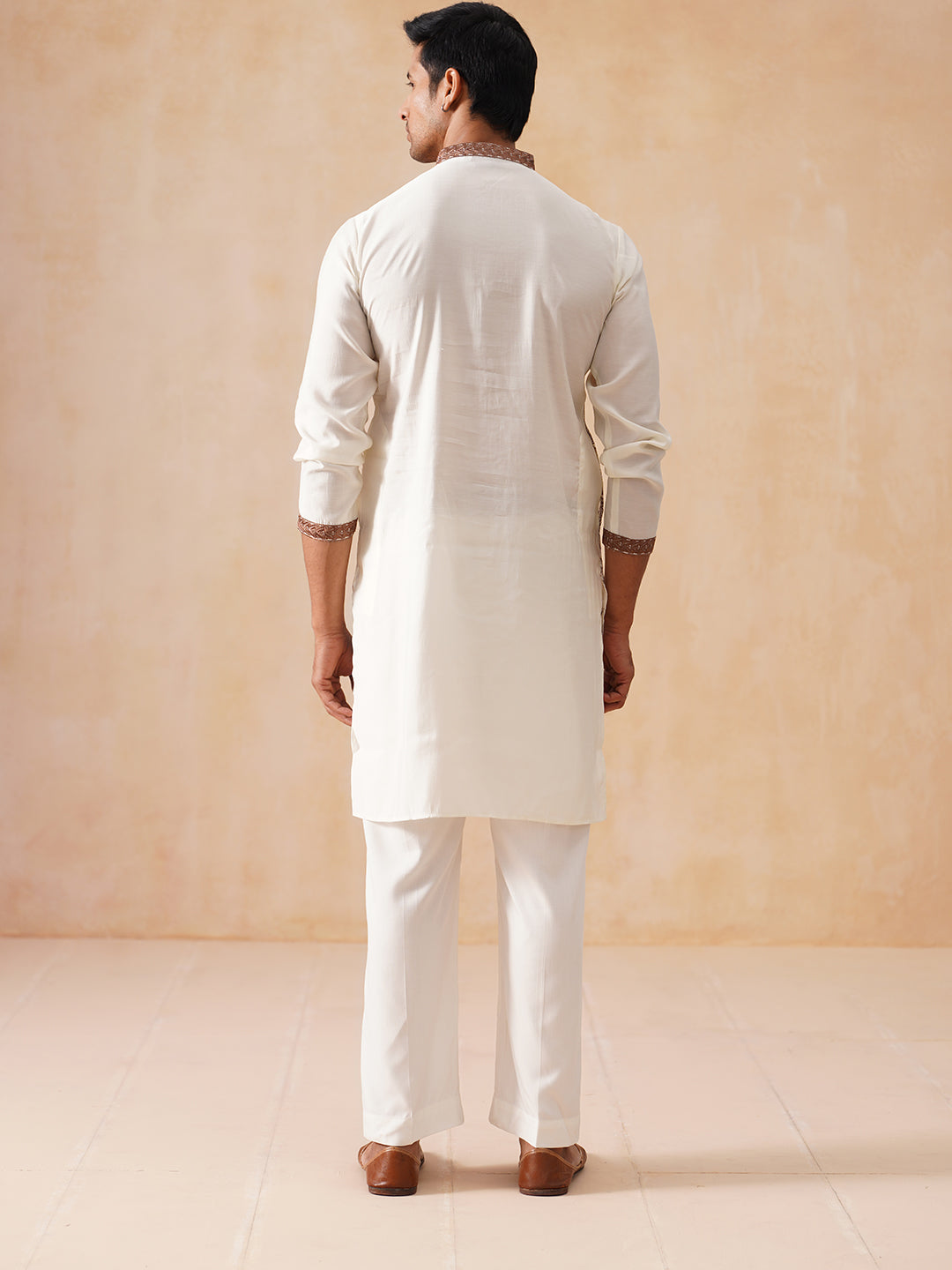 Traditional Embroidered Kurta For Men