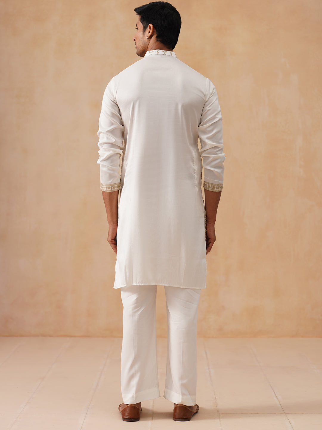 Embroidered Silk Blend Kurta Pyjama Set
