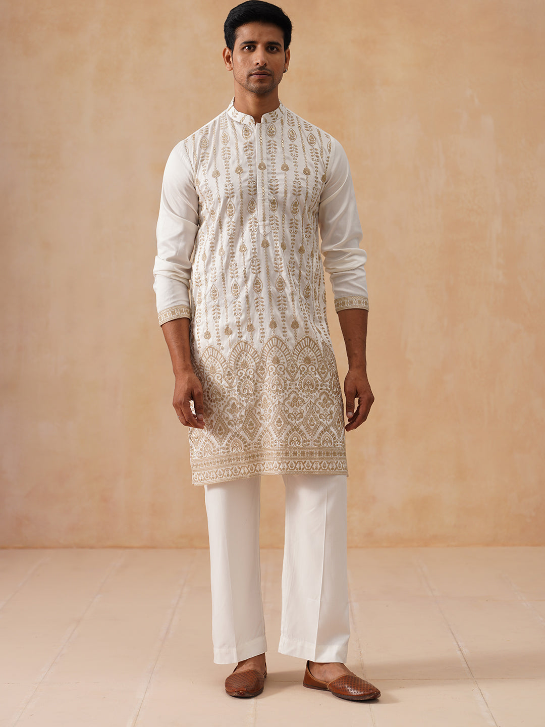 Embroidered Silk Blend Kurta Pyjama Set