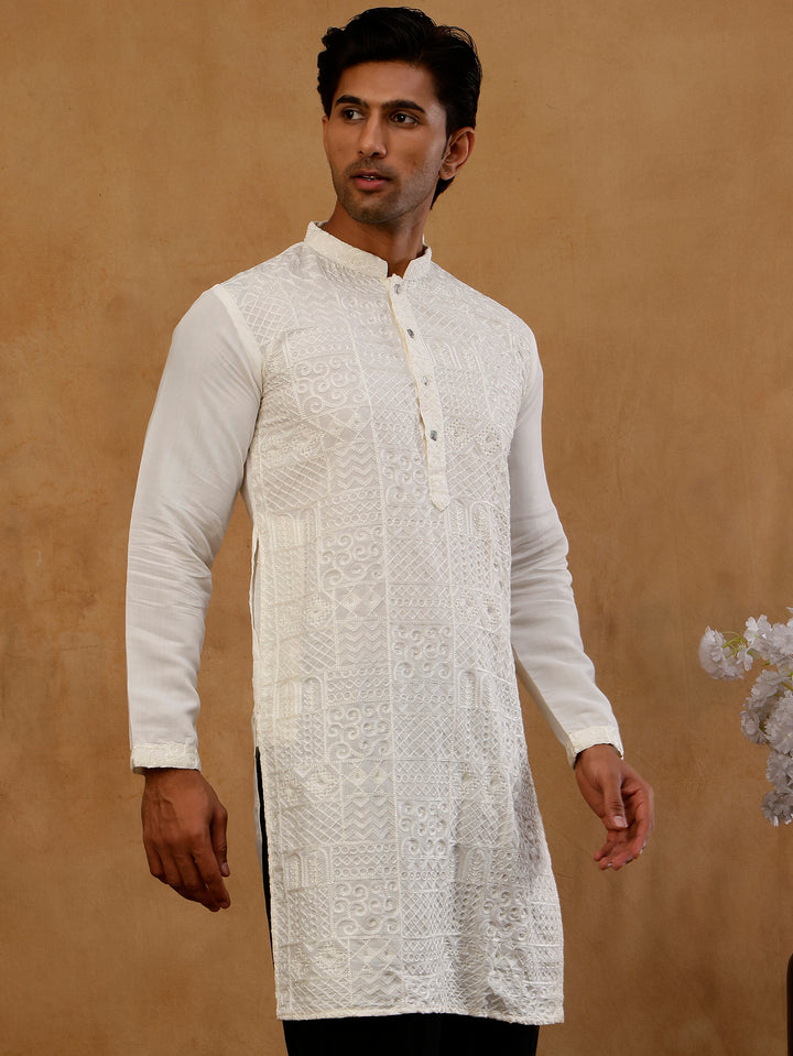 Men’S Silk Blend Embroidered Kurta With Korean Pants