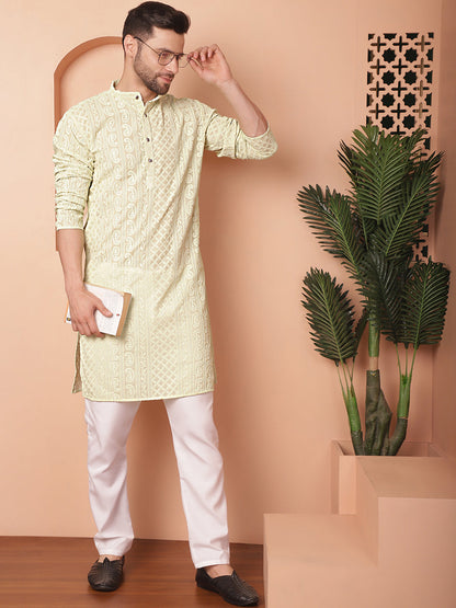 Men'S Chikankari Embroidered Kurta Pyjama Set.