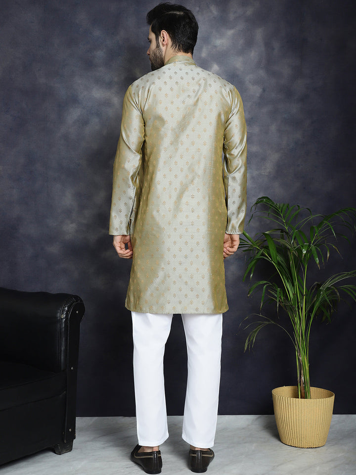 Woven Design Silk Blend Kurta With Pyjama