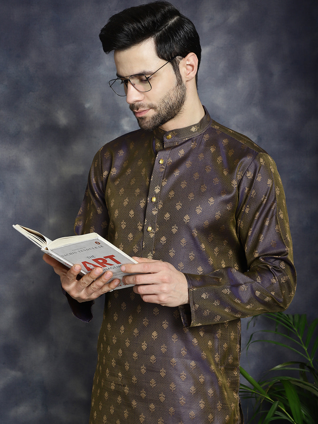 Woven Design Silk Blend Kurta With Pyjama