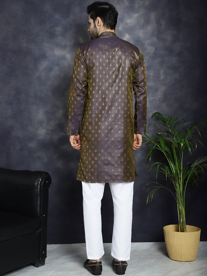 Woven Design Silk Blend Kurta With Pyjama