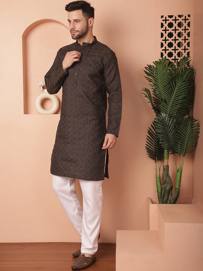Woven Design Silk Blend Kurta With Pyjama