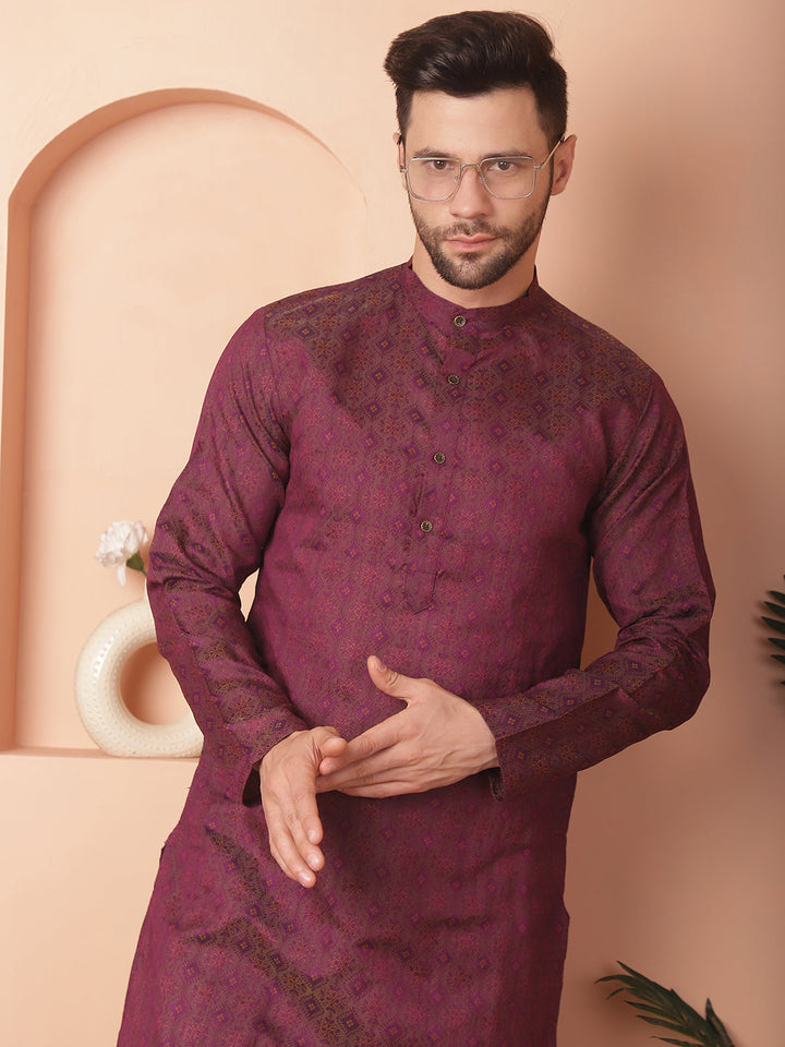 Woven Design Silk Blend Kurta With Pyjama