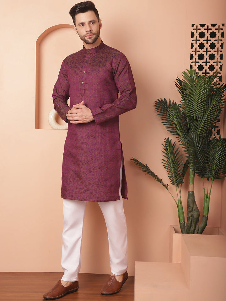 Woven Design Silk Blend Kurta With Pyjama
