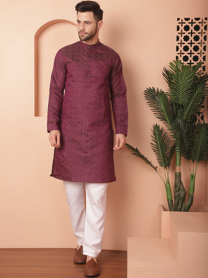 Woven Design Silk Blend Kurta With Pyjama
