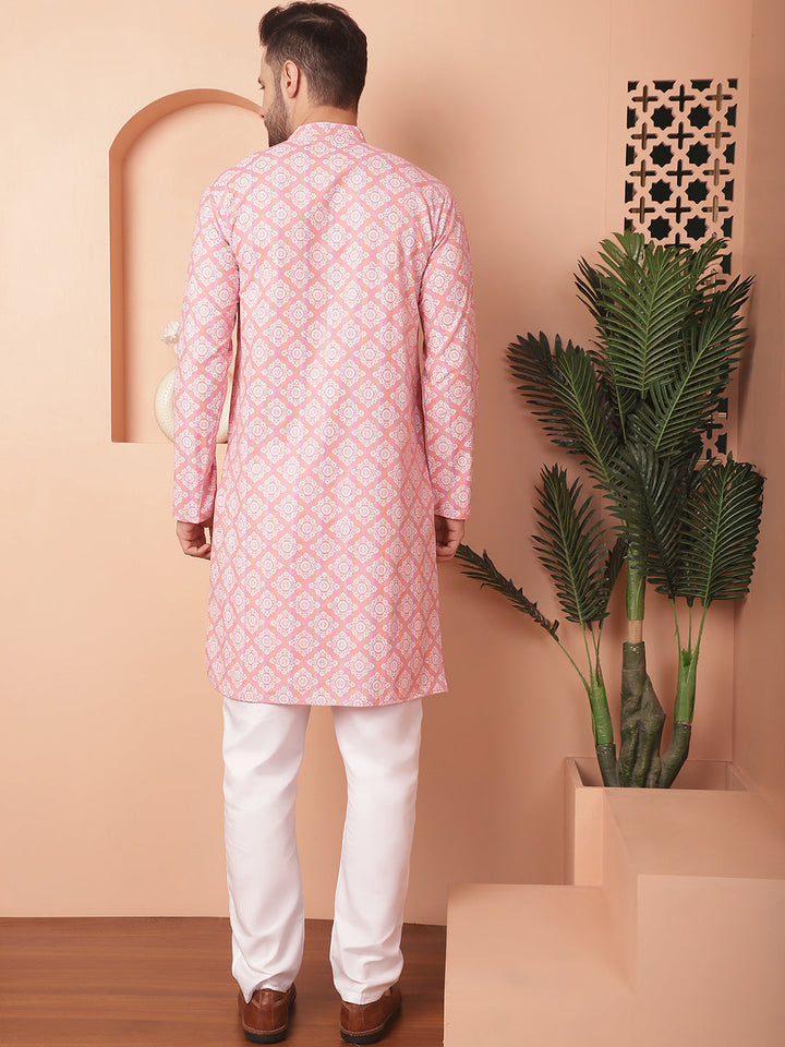 Men Peach And White Floral Printed Kurta With Churidar