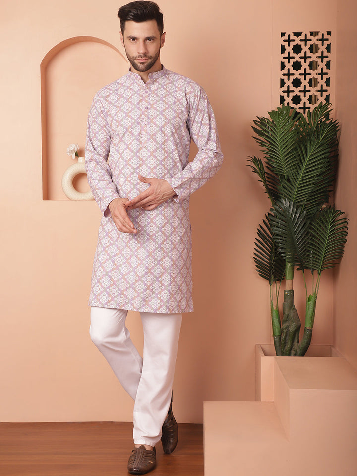 Men Purple And White Floral Printed Kurta With Churidar