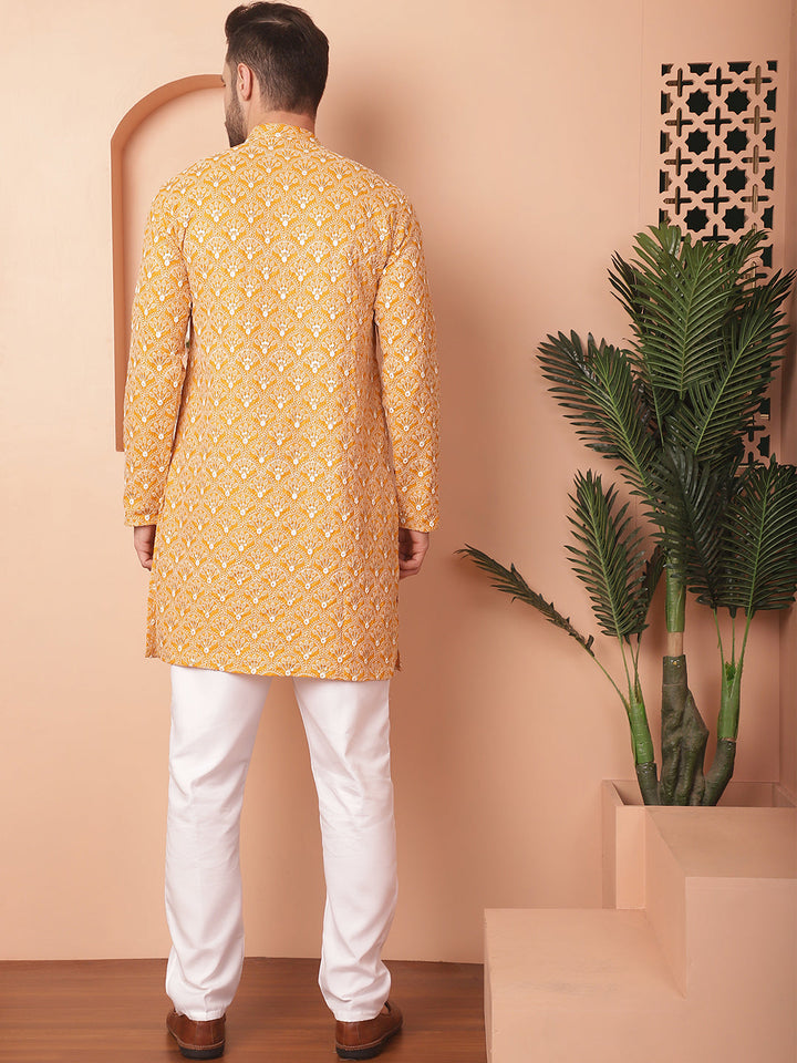 Chikankari Pure Cotton Kurta With Pyjama.