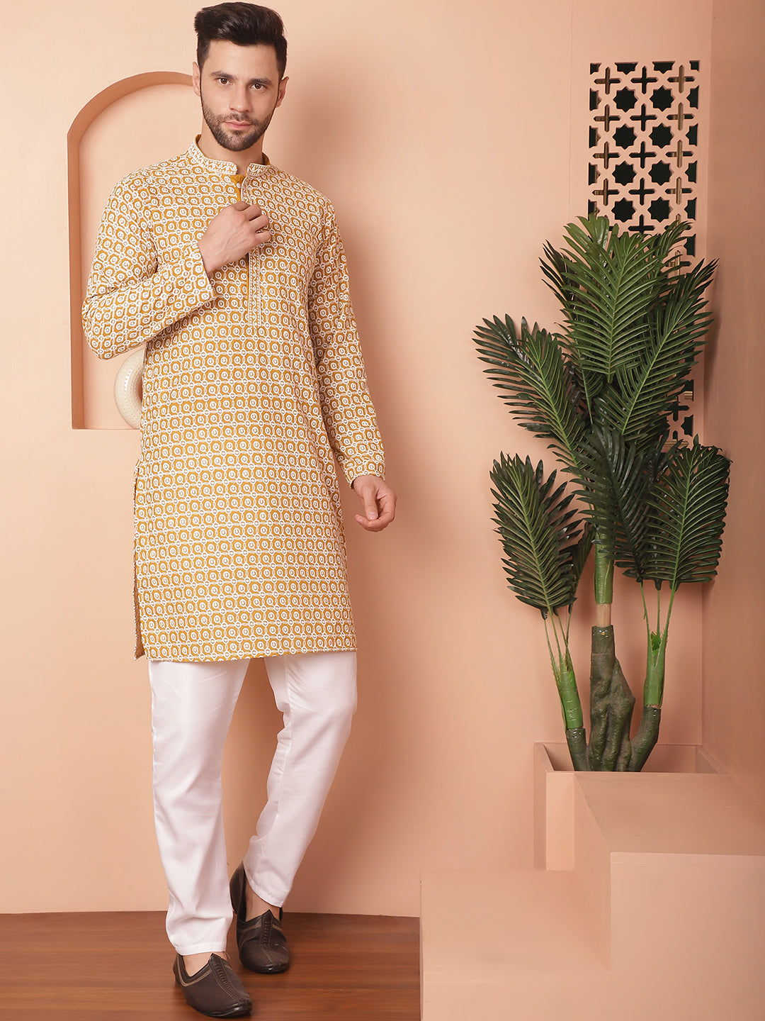 Chikankari Pure Cotton Kurta With Pyjama.