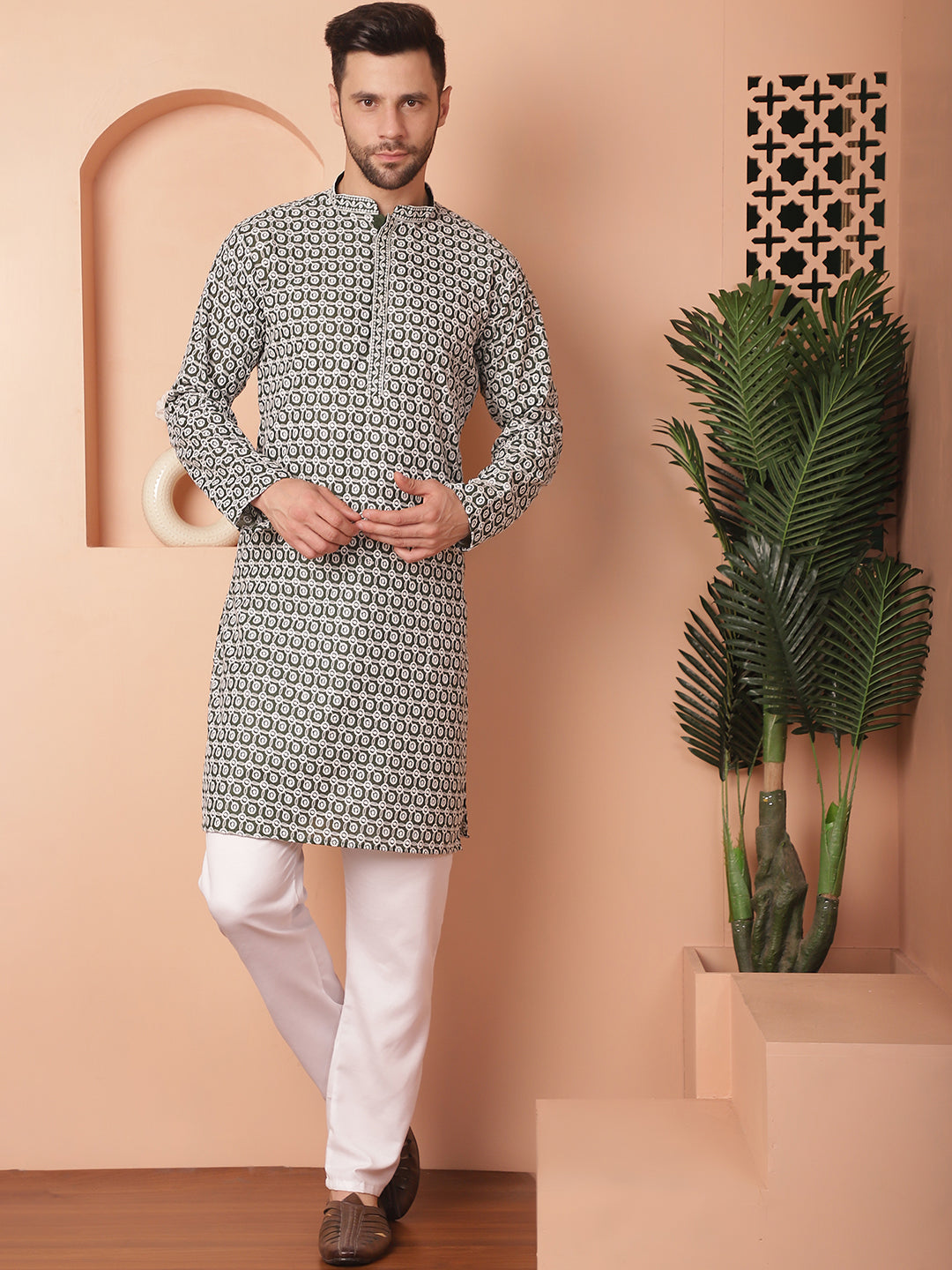 Chikankari Pure Cotton Kurta With Pyjama.
