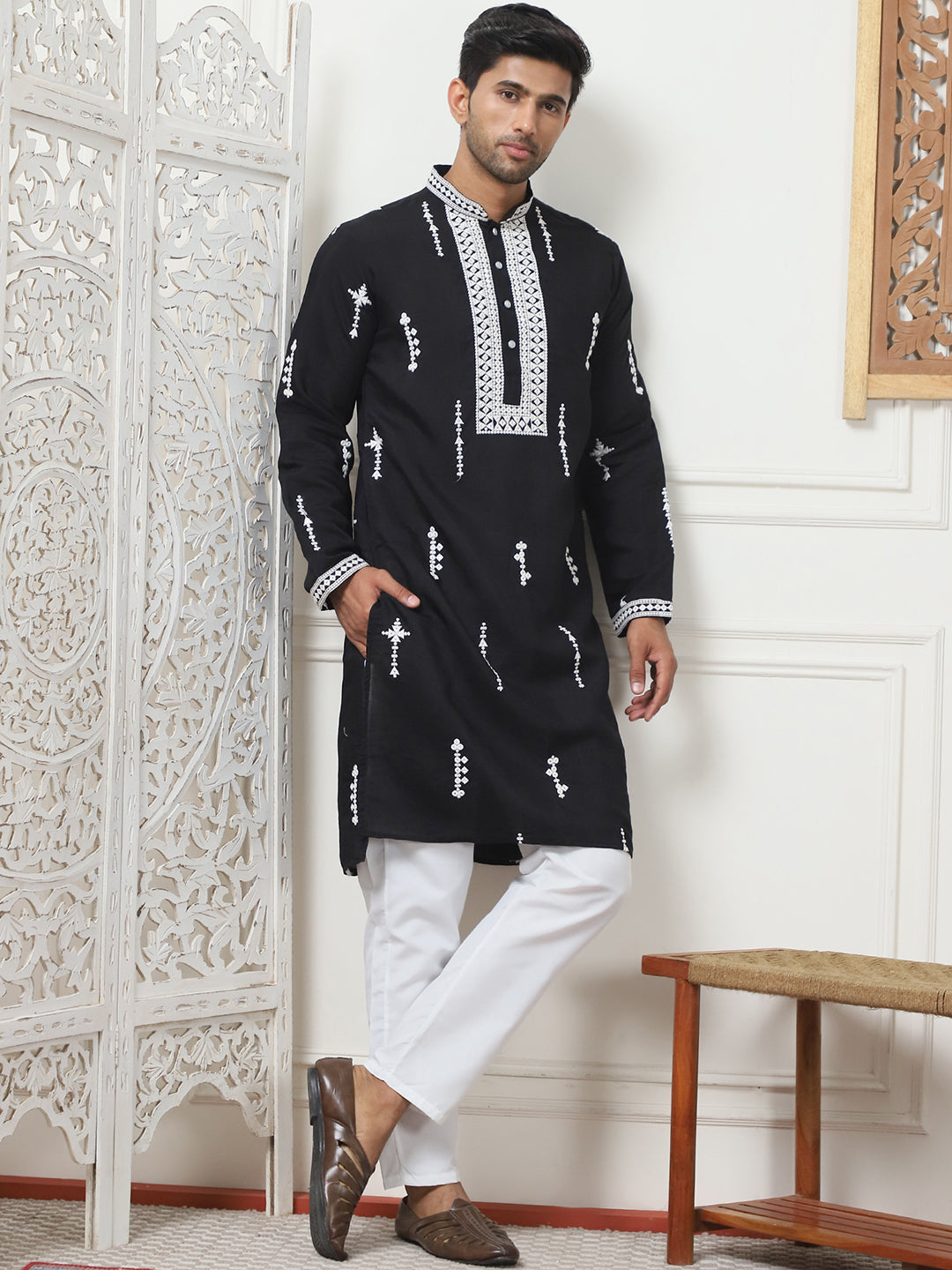 Collar Chikankari Embroidered Kurta With Pyjama.