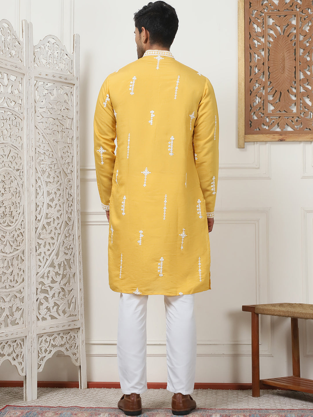 Collar Chikankari Embroidered Kurta With Pyjama.