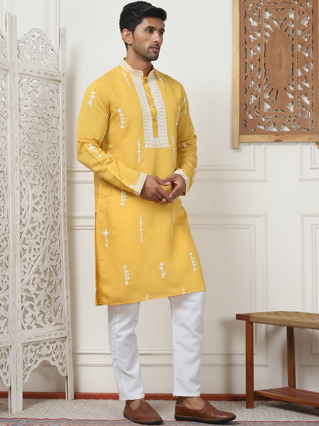 Collar Chikankari Embroidered Kurta With Pyjama.
