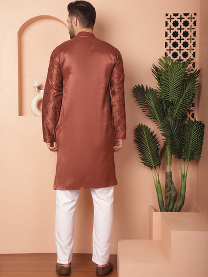 Men'S Chikankari And Sequence Kurta With Pyjama.