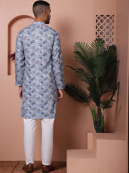 Men'S Printed And Embroidered Kurta Pyjama Set.