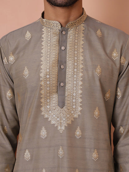 Men'S Foil Printed Kurta With Pyjama.