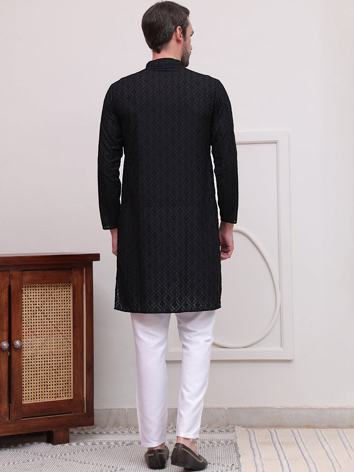 Embroidered Cotton Kurta With Pyjama
