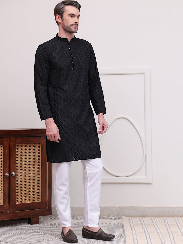 Embroidered Cotton Kurta With Pyjama