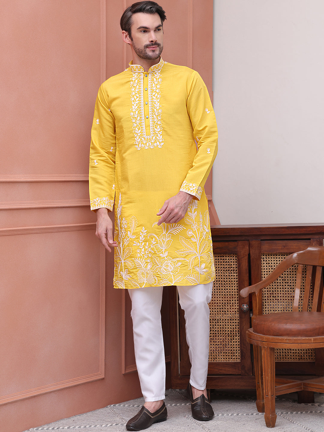 Floral Embroidered Kurta Pyjama Set