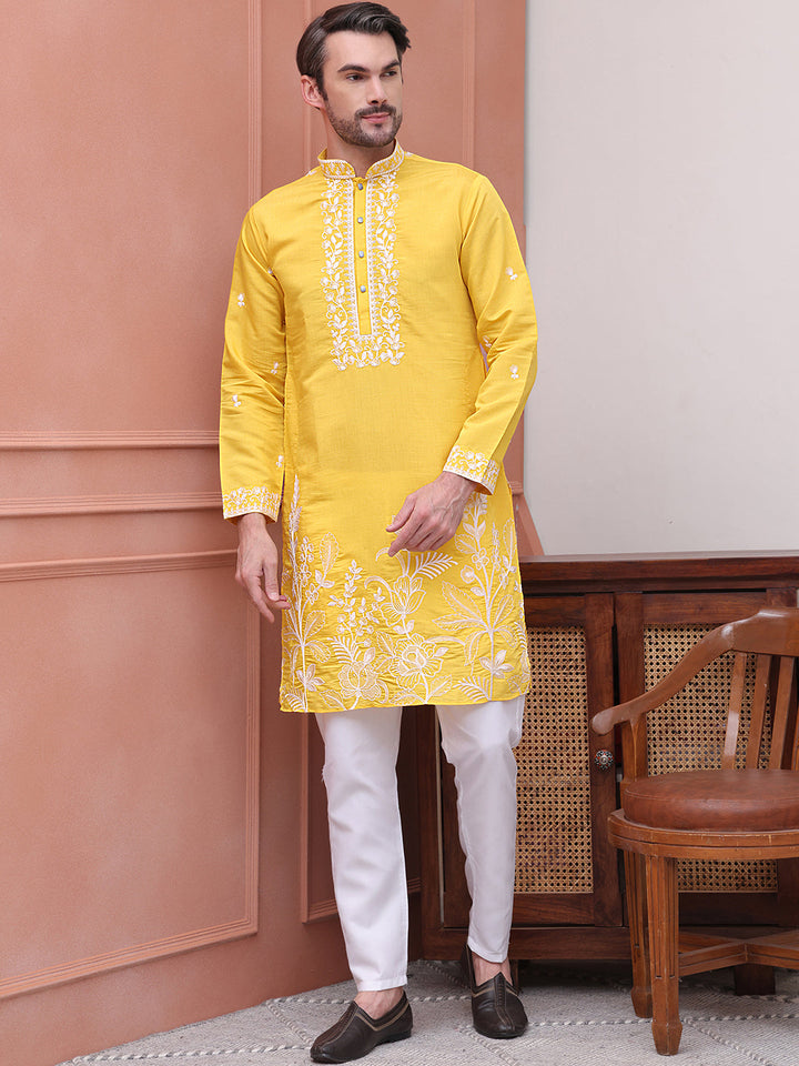 Floral Embroidered Kurta Pyjama Set