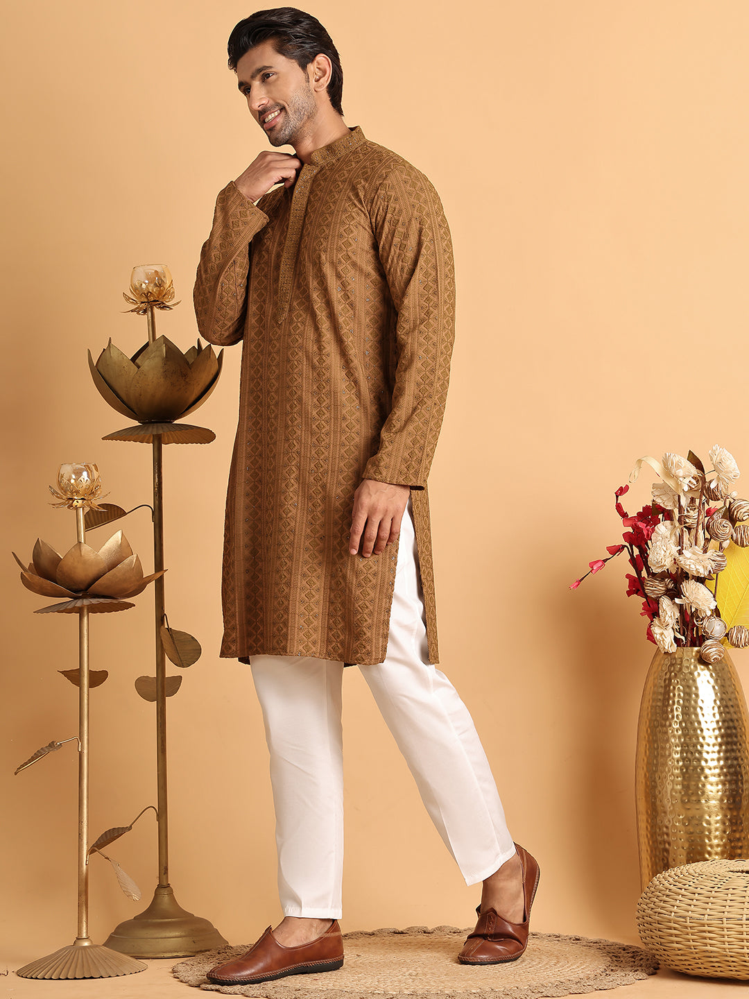 Embroidered &amp; Sequins Straight Kurta Set For Men