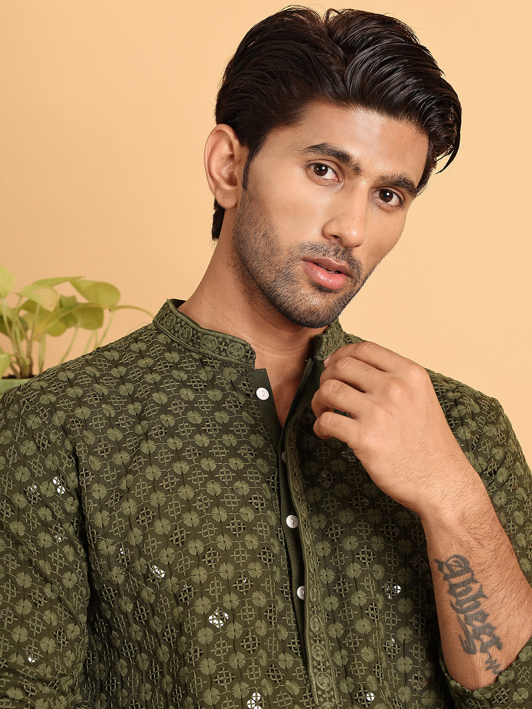 Embroidered &amp; Sequins Straight Kurta Set For Men