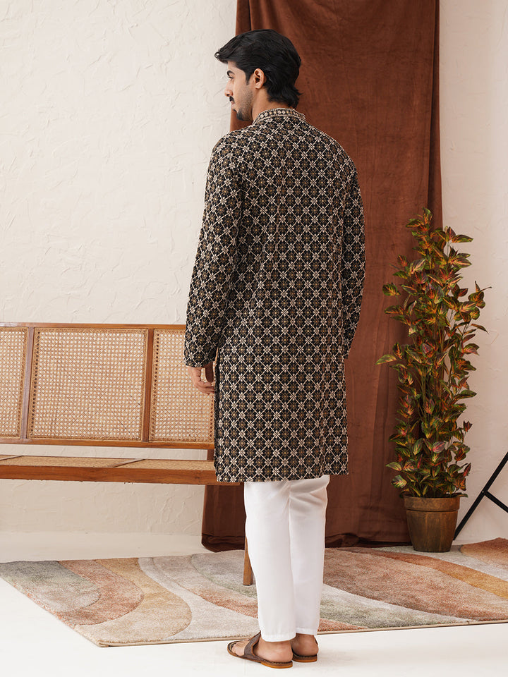 Embroidered Kurta Pyjama Set For Men