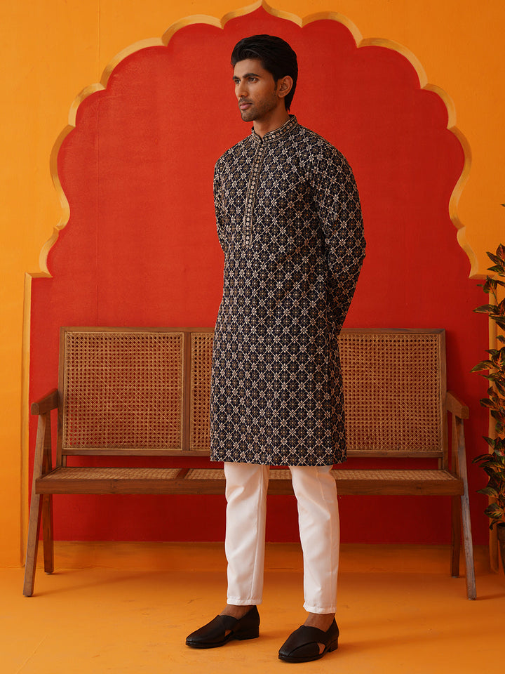Embroidered Kurta Pyjama Set For Men