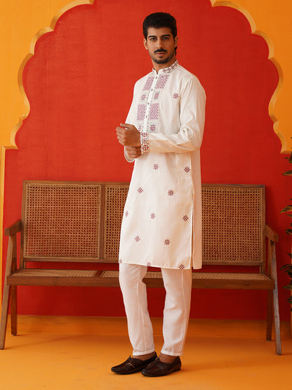 Men White Floral Embroidered Kurta Set