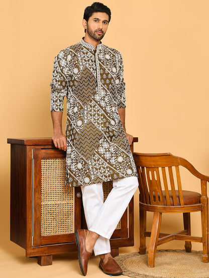 Floral Embroidery Silk Blend Kurta Pyjama For Men