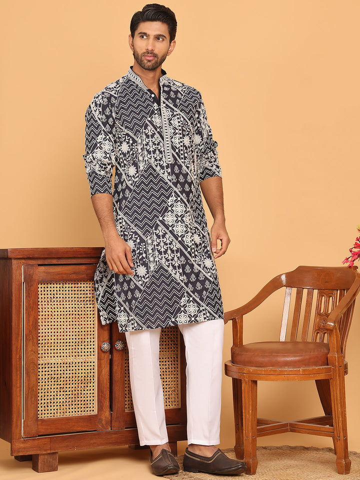 Floral Embroidery Silk Blend Kurta Pyjama For Men