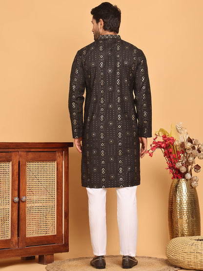 Men'S Sequins Embroidered Kurta With Pyjama.